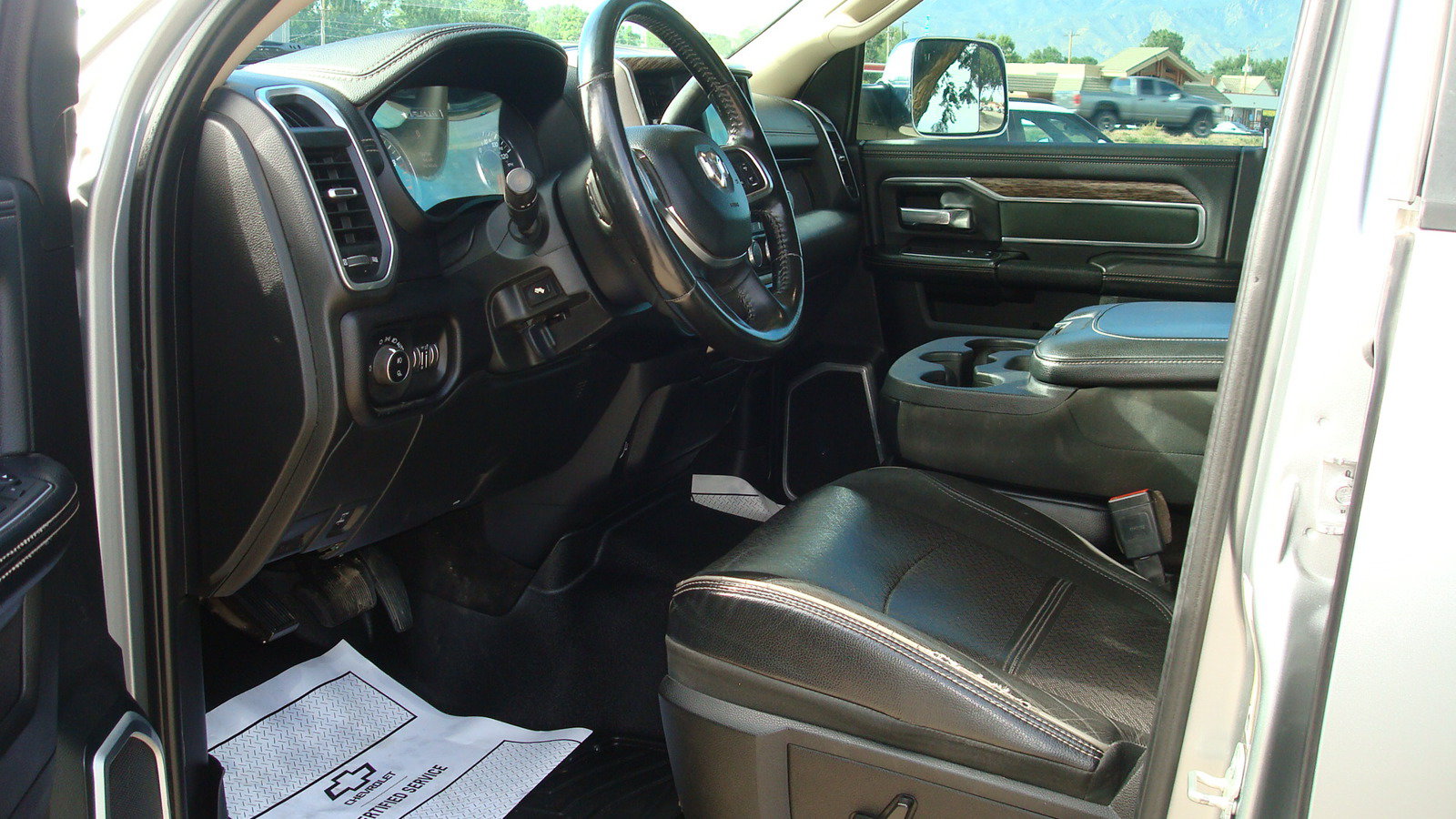 Used 2021 RAM 2500 Laramie AWD/4WD image 8