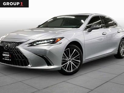 Used 2024 Lexus ES 300h w/ Premium Package