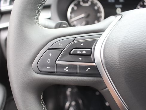 Certified 2025 INFINITI QX50 Luxe image 23