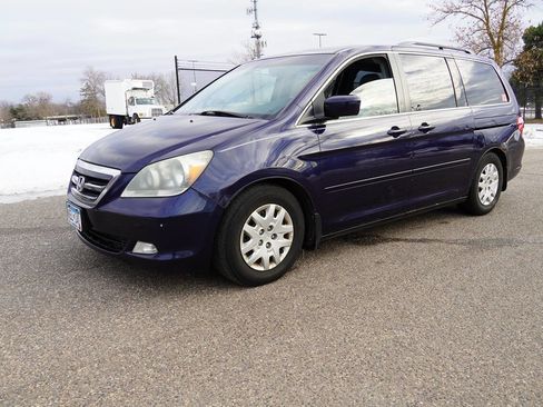 Used 2006 Honda Odyssey Touring image 2