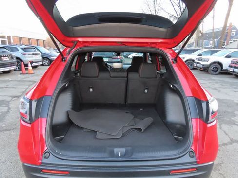 Used 2025 Honda HR-V Sport image 10