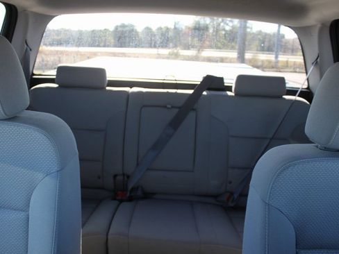 Used 2017 Chevrolet Silverado 1500 LT w/ All Star Edition image 14