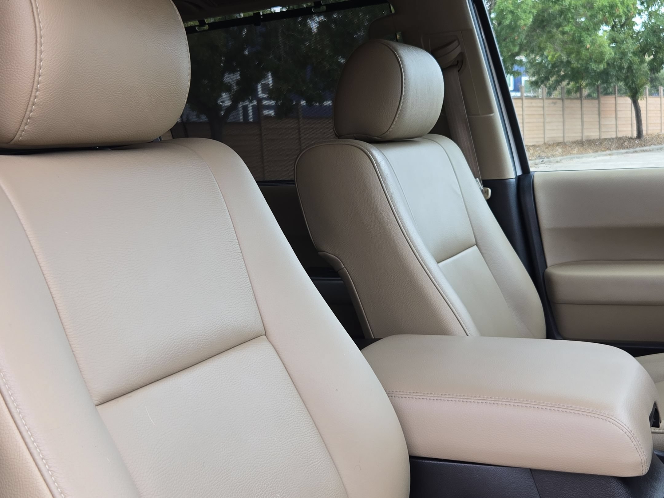 Used 2019 Toyota Sequoia Limited w/ Safety & Convenience Package RWD image 29