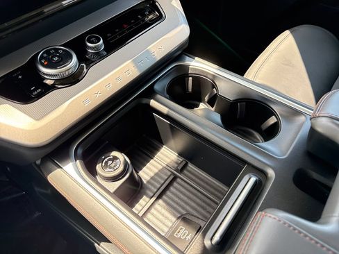 Certified 2025 Ford Expedition Active RWD image 25