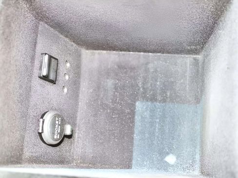 Used 2014 INFINITI QX70 3.7 Sport Utility 4D image 20