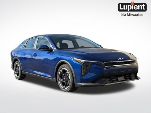 New 2025 Kia K4 GT-Line Turbo FWD image 1