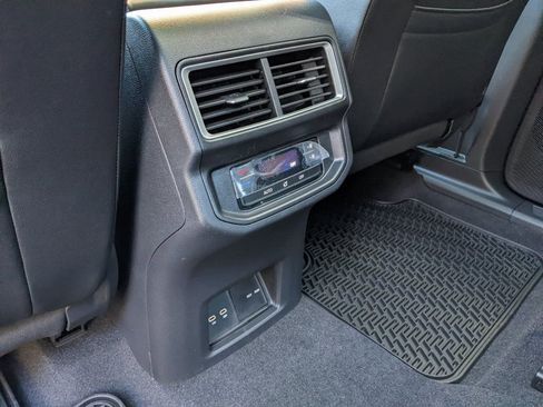 New 2026 Volkswagen Atlas SE image 24