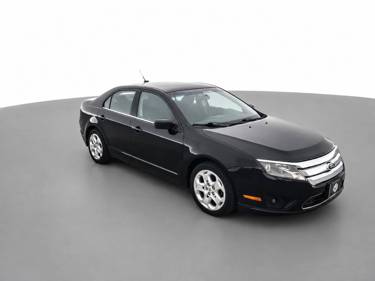 Used 2010 Ford Fusion SE FWD image 3