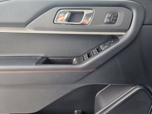New 2026 Ford Explorer ST-Line w/ ST-Line Street Pack RWD image 17