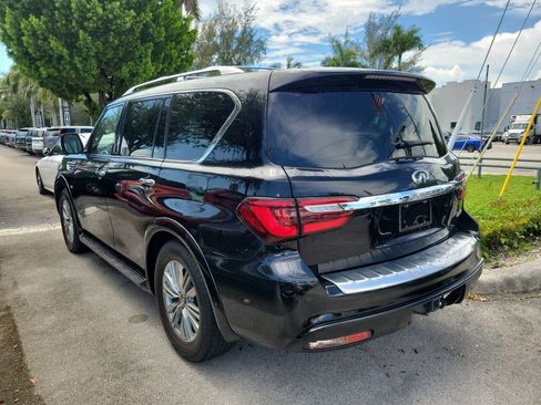 Used 2019 INFINITI QX80 Luxe w/ All-Season Package RWD image 3