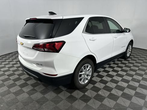 Used 2024 Chevrolet Equinox LT AWD/4WD image 13