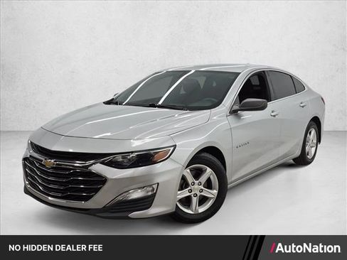 Used 2021 Chevrolet Malibu LS FWD image 1