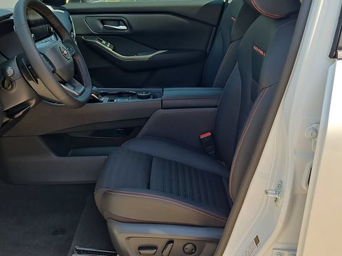 New 2026 Nissan Rogue SV AWD/4WD image 11