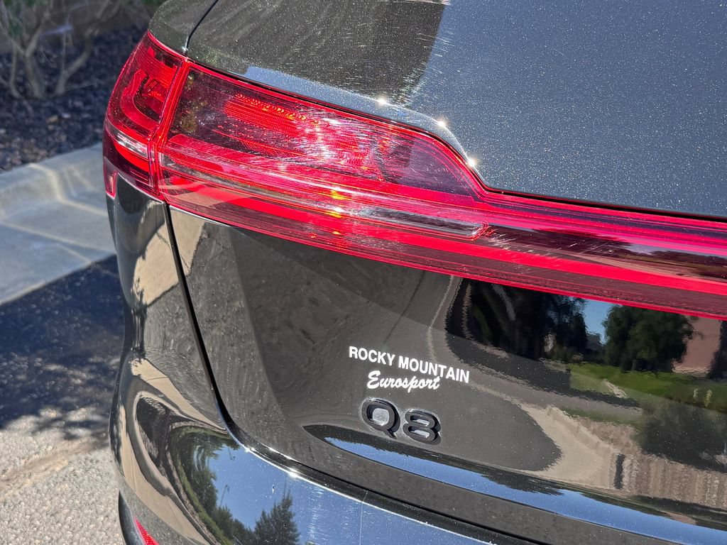Used 2024 Audi Q8 e-tron Premium AWD/4WD image 8