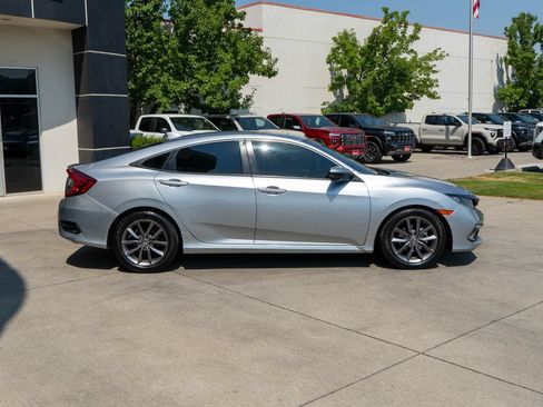 Used 2020 Honda Civic EX image 8