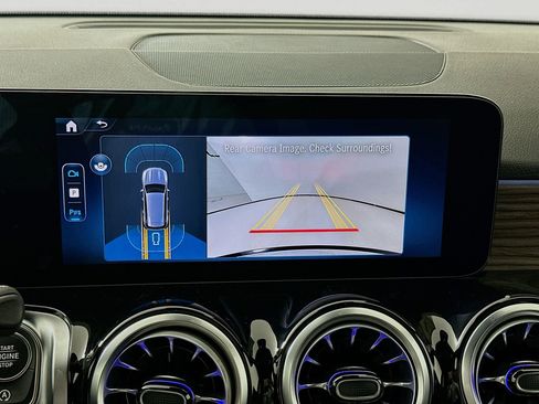 New 2026 Mercedes-Benz GLB 250 image 14