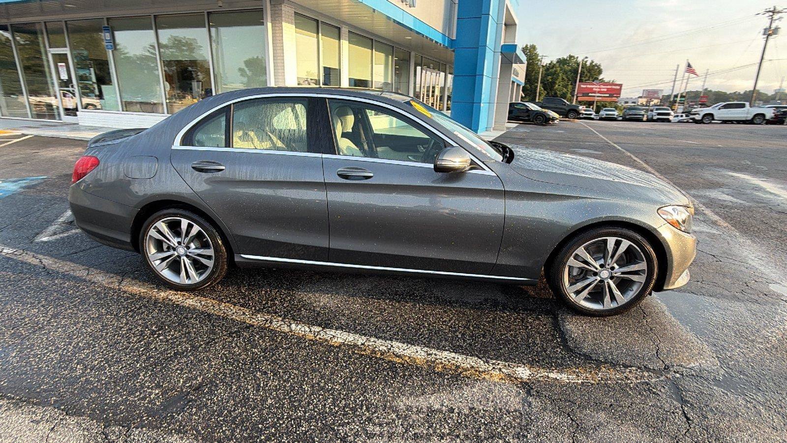 Used 2017 Mercedes-Benz C 300 Sedan image 8