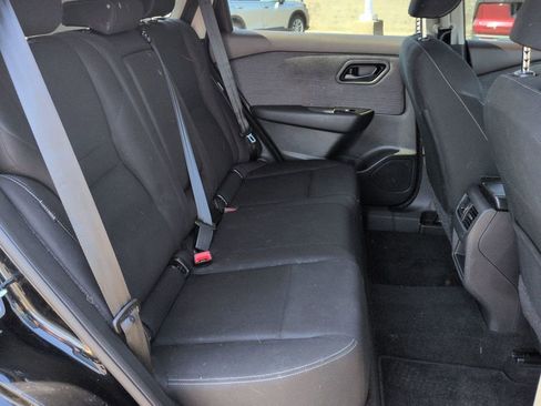 Used 2023 Nissan Rogue S AWD/4WD image 20
