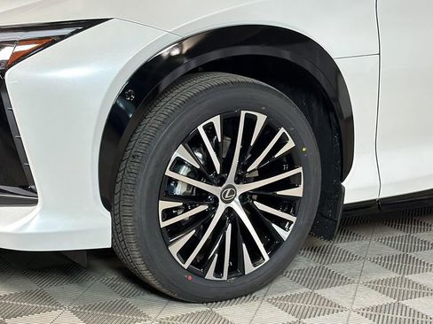 New 2026 Lexus RZ 450e AWD image 4