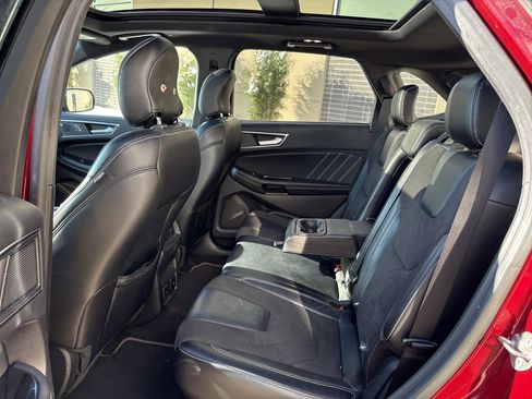 Used 2019 Ford Edge ST w/ Equipment Group 401A image 29