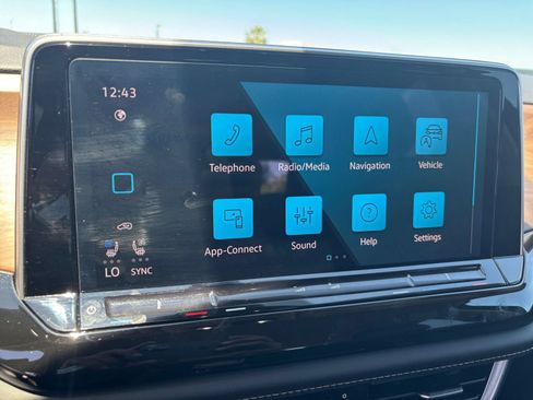 Used 2026 Volkswagen Atlas SE AWD/4WD image 21