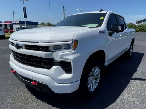 Used 2024 Chevrolet Silverado 1500 RST w/ Convenience Package II image 4