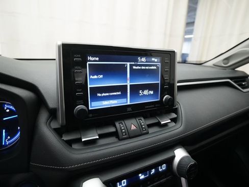 Used 2019 Toyota RAV4 Limited AWD/4WD image 6
