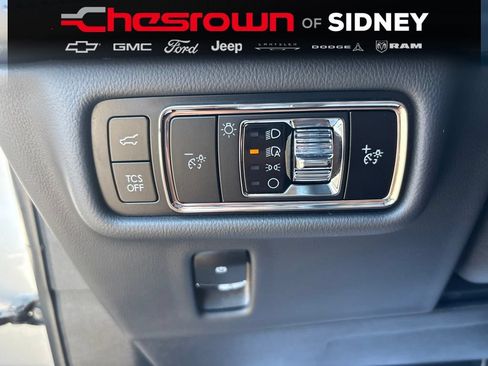 Used 2023 Lincoln Nautilus Reserve AWD/4WD image 15