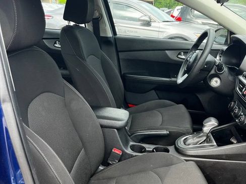 Used 2020 Kia Forte LXS FWD image 11