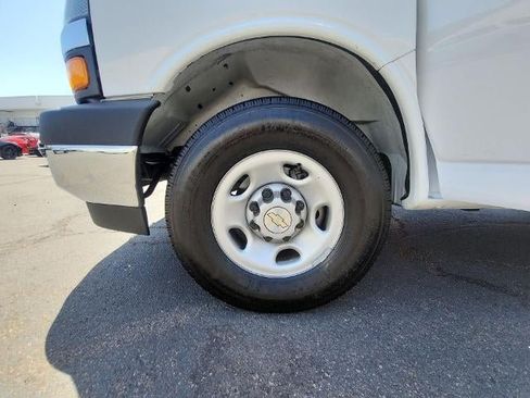 Used 2024 Chevrolet Express 2500 w/ Driver Convenience Package RWD image 27