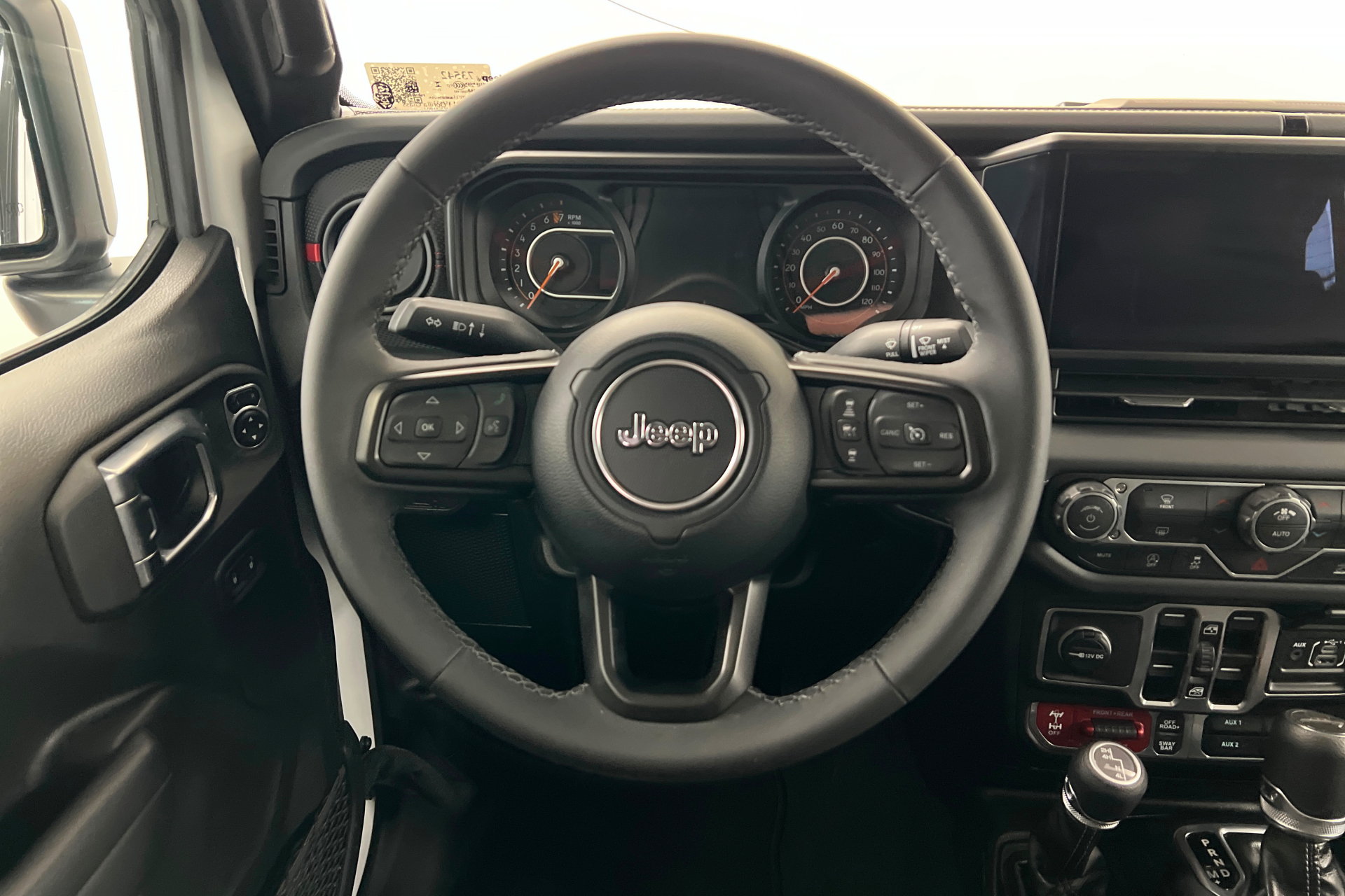 Used 2026 Jeep Gladiator Rubicon AWD/4WD image 13