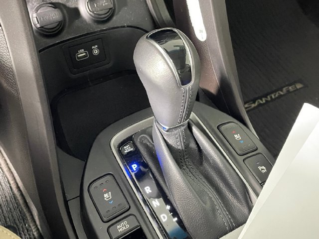 Used 2017 Hyundai Santa Fe AWD w/ SE Ultimate Tech Package 03 image 9
