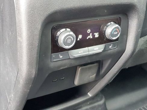 Used 2024 Chevrolet Traverse RS AWD/4WD image 30