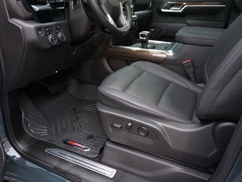 Certified 2025 Chevrolet Silverado 1500 LT Trail Boss w/ Convenience Package II image 24