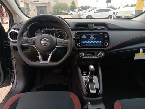 New 2025 Nissan Versa SR w/ Trunk Package image 26