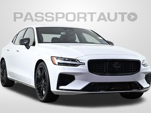 Used 2023 Volvo S60 T8 Ultimate AWD/4WD image 3