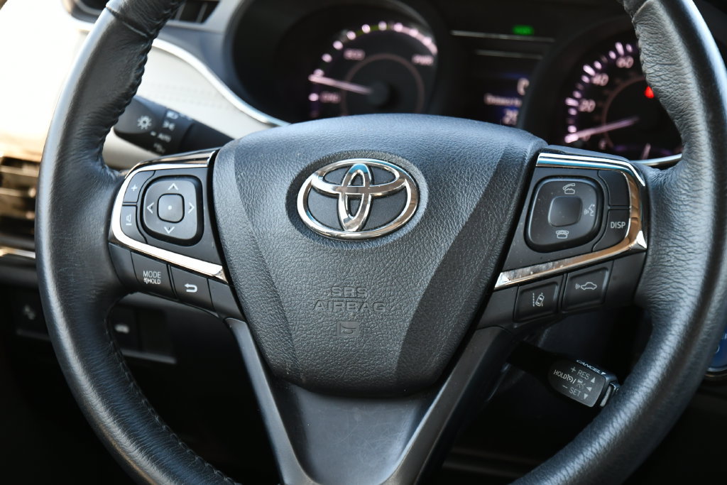 Used 2018 Toyota Avalon XLE Premium FWD image 30