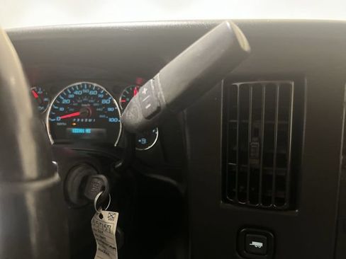 Used 2019 Chevrolet Express 3500 w/ Power Convenience Package RWD image 13