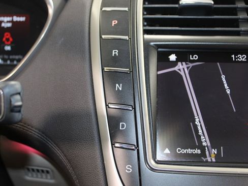 Used 2019 Lincoln Nautilus Reserve FWD image 46