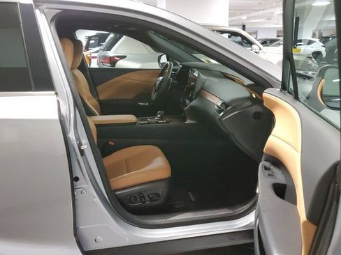 Used 2023 Lexus RX 350 Premium w/ Accessory Package AWD/4WD image 25