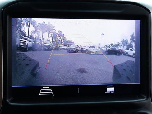 Used 2022 Chevrolet Silverado 2500 LT w/ Convenience Package image 36