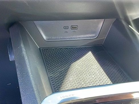 New 2026 Chevrolet Equinox ACTIV w/ Convenience Package III image 17