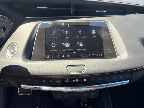 Used 2022 Cadillac XT4 Sport w/ Cold Weather Package AWD/4WD image 25