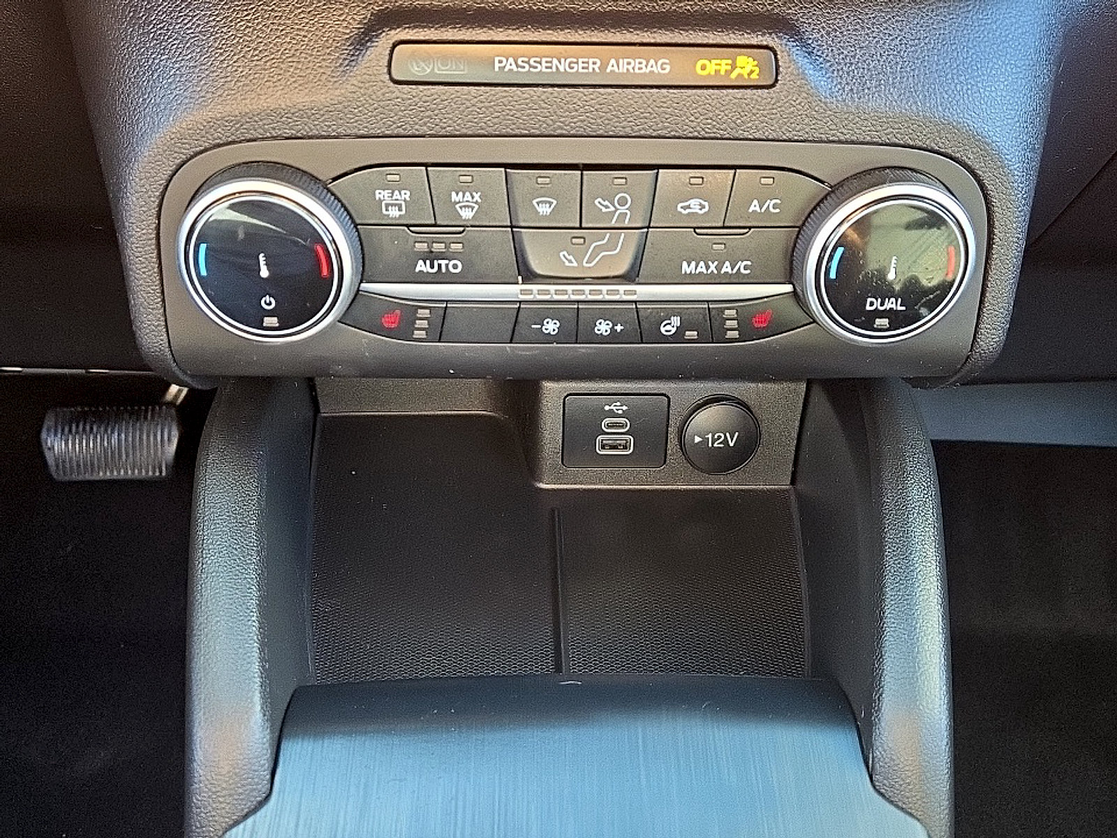 Certified 2024 Ford Escape Active AWD/4WD image 19