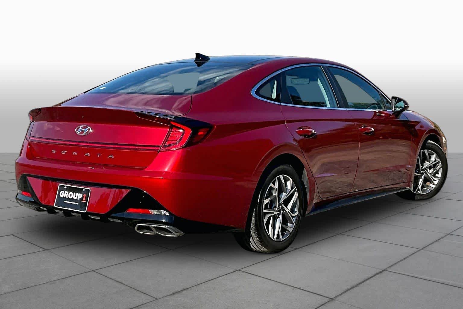 Used 2023 Hyundai Sonata SEL w/ Convenience Package FWD image 13