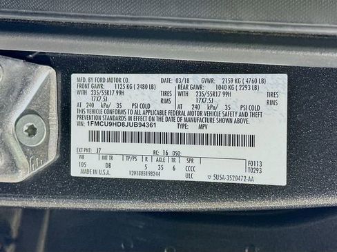 Used 2018 Ford Escape SEL w/ Ford Safe & Smart Package AWD/4WD image 31