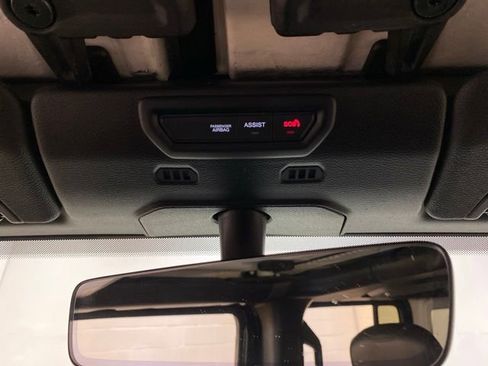 Used 2022 Jeep Wrangler Unlimited Sahara AWD/4WD image 59