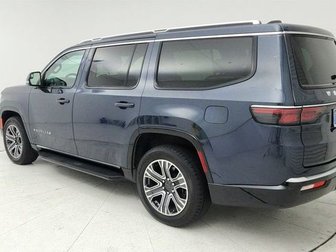 Used 2024 Jeep Wagoneer Series II AWD/4WD image 5