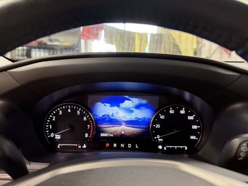 Used 2022 Ford Explorer Limited w/ Hybrid Equipment Group 310A image 17