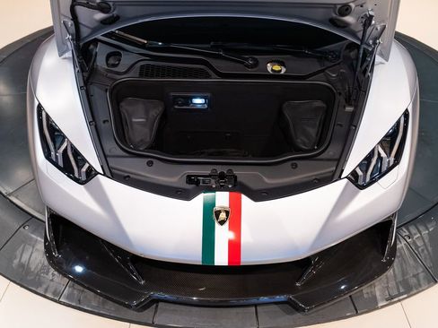 Used 2017 Lamborghini Huracan LP 580-2 image 25